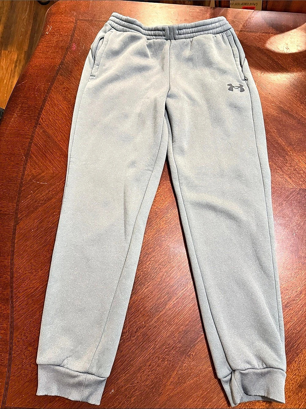 Under Armour Youth XL Gray Fleece Joggers